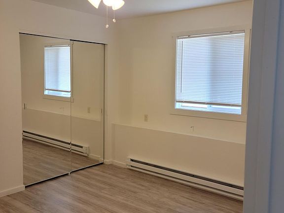 2nd image of 186 Glenwood Dr APT B