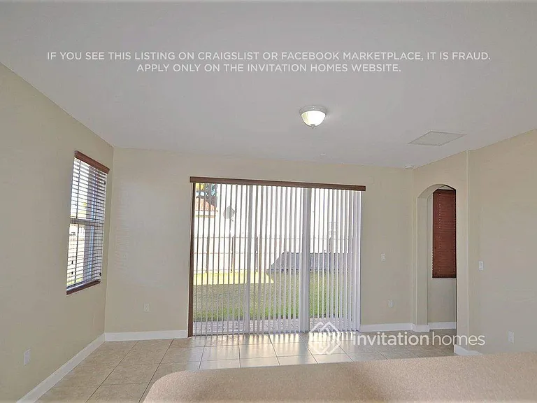 11783 SW 153rd Pl — Photo 3