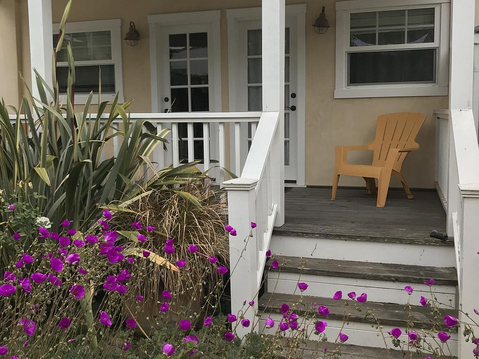 Back yard garden and deck off both guest bedrooms!