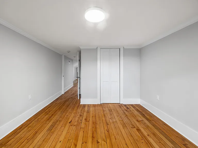 8 Amherst Ave #A — Photo 25