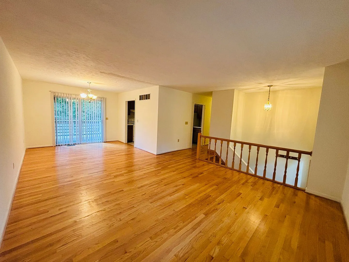3 Bedroom 3 Bath House — Photo 2