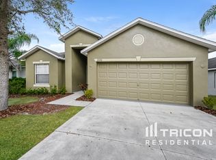 2220 Colville Chase Dr, Ruskin, FL 33570