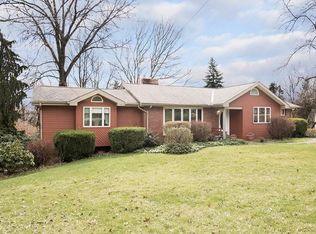 705 Westwood Dr, Gibsonia, PA