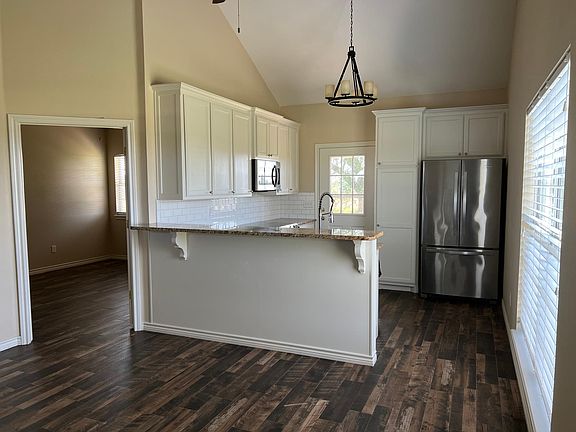 2nd image of 2085 Private Road 1562