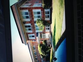 414 W Stevens Dr, Addison, IL