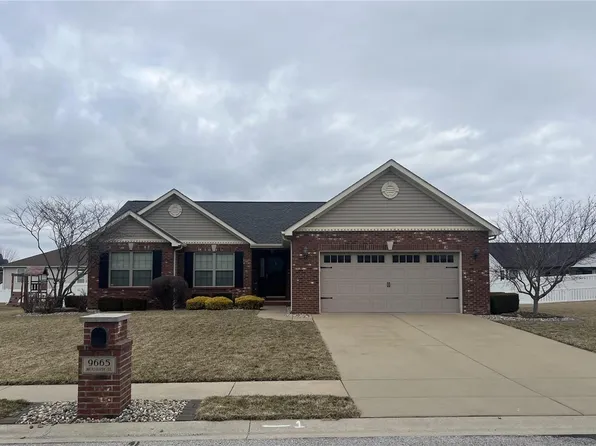 9665 Weatherby St, Mascoutah, IL 62258