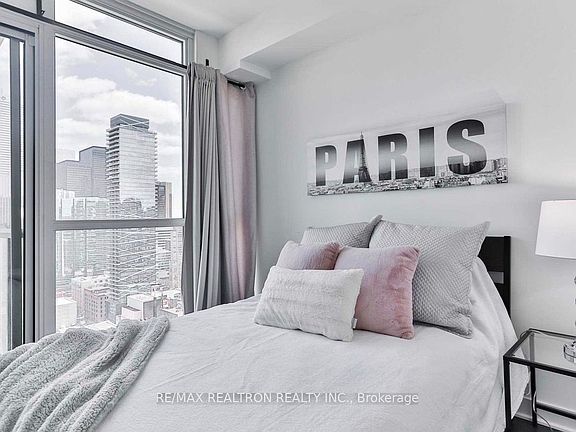 4th image of 290 Adelaide St W #2509
