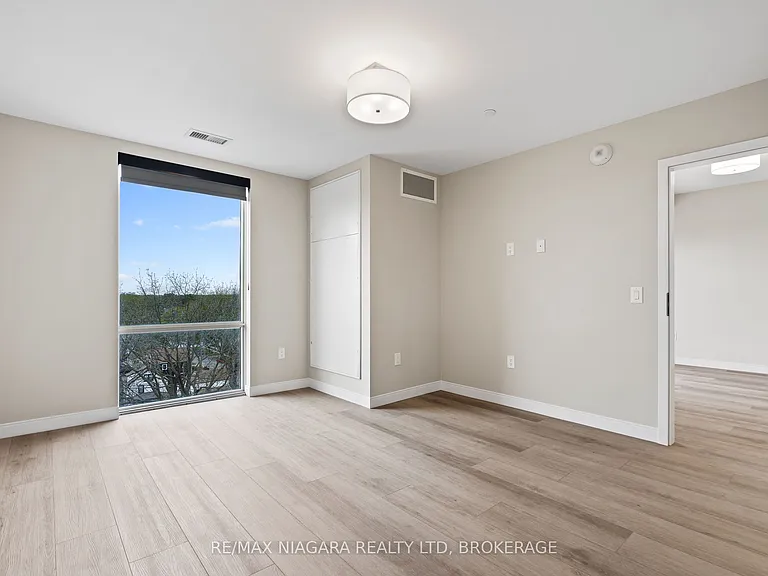 118 West St #703 — Photo 13