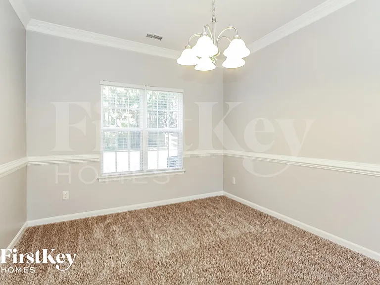 6015 Forest Pond Dr — Photo 4
