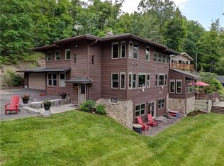 (Undisclosed Address), Canandaigua, NY 14424