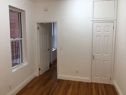Rented by Skyline Realty LLC II | media 4