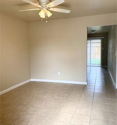 2nd image of 1615 Cloverdale Ct