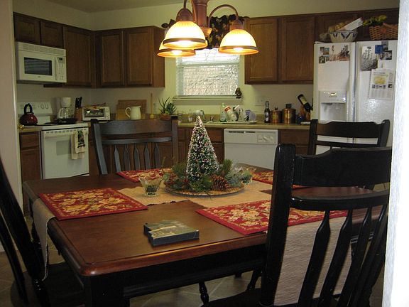 2nd image of 1103 Cockroft Dr