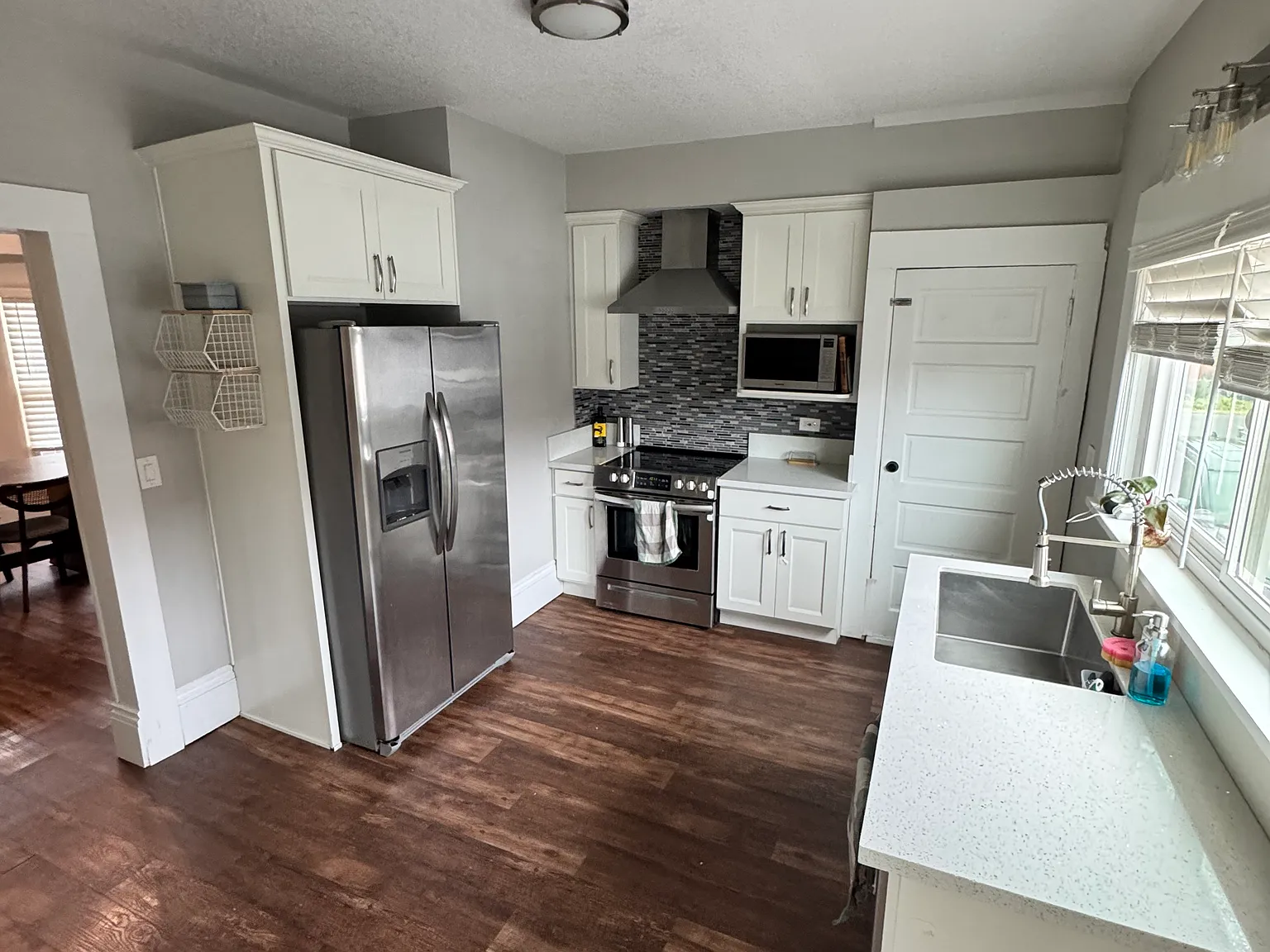 4 bed, 1800 sqft, $2,900 — Photo 4