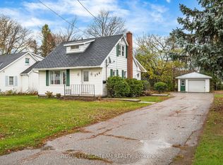 266 Daniel St S, Arnprior, ON K7S2M2