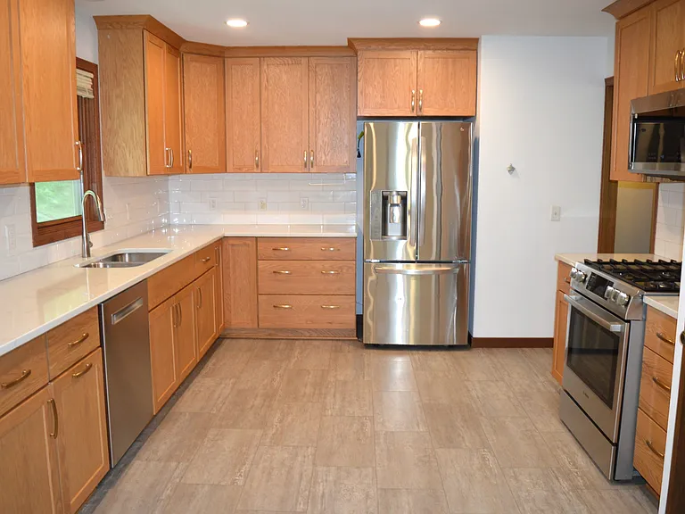 1870 Sand Ridge Ct — Photo 15