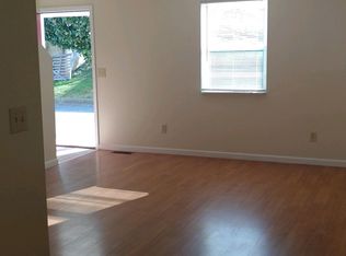 179 Bart Green Dr APT 47, Johnson City, TN 37615