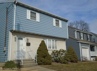 122 N Loveland Ave, Kingston, PA 18704