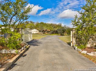 106 Ridge View Dr, Boerne, TX 78006