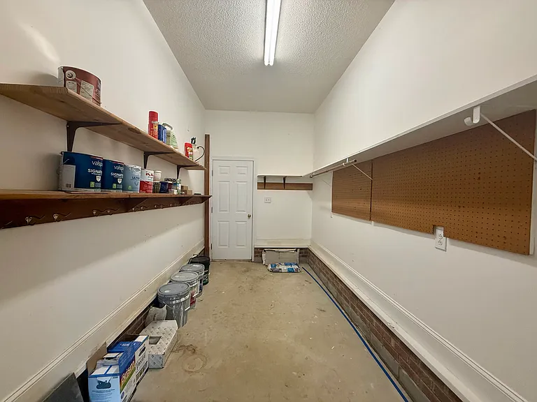 4036 Jaback Dr — Photo 12