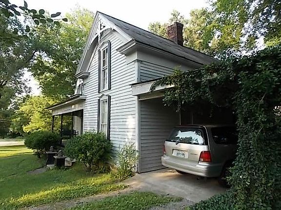 2nd image of 165 Brush Creek Cir