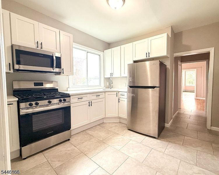 1st image of 140 S 13th St #3