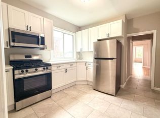 140 S 13th St #3, Newark, NJ 07107