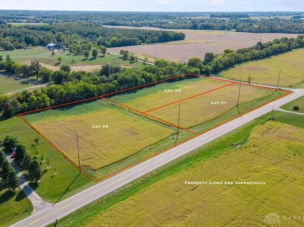 2 Hildebrant Rd, New Vienna, OH 45159