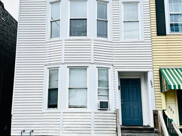 685 Clinton Avenue, Albany, NY 12206