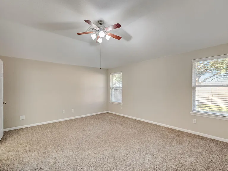 7219 Palmito Ranch Dr — Photo 26