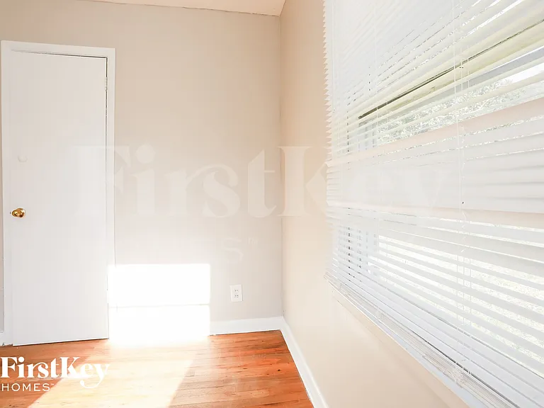 297 Reed St — Photo 12