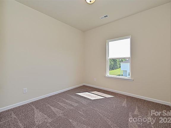 4th image of 2206 Catawba Trace Dr