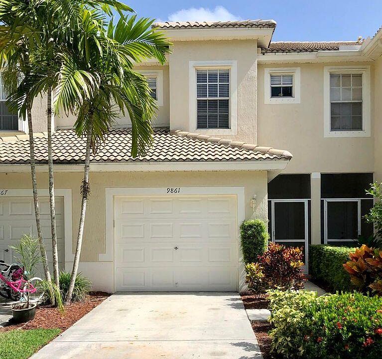 1st image of 9861 Lago Dr