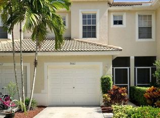 9861 Lago Dr, Boynton Beach, FL 33472