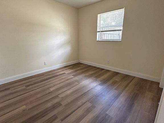 5th image of 3019 Hillsdale Ave #3019