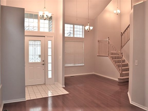 4th image of 1034 N Camden Ln