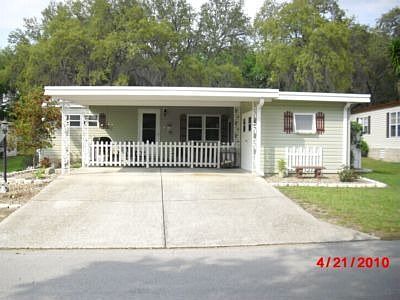 Home for Sale in Lady Lake, FL $39,900