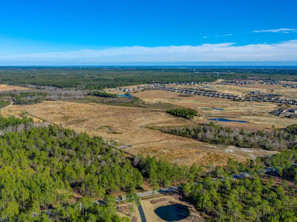 890 Wolf Pond Rd, Hampstead, NC 28443