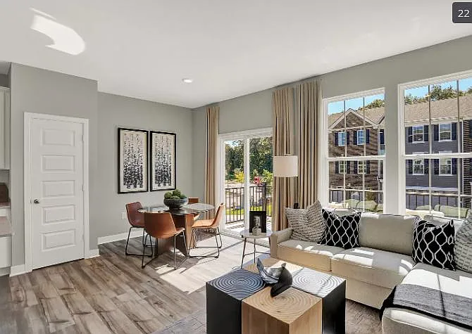 9329 Clarendon Dr — Photo 19