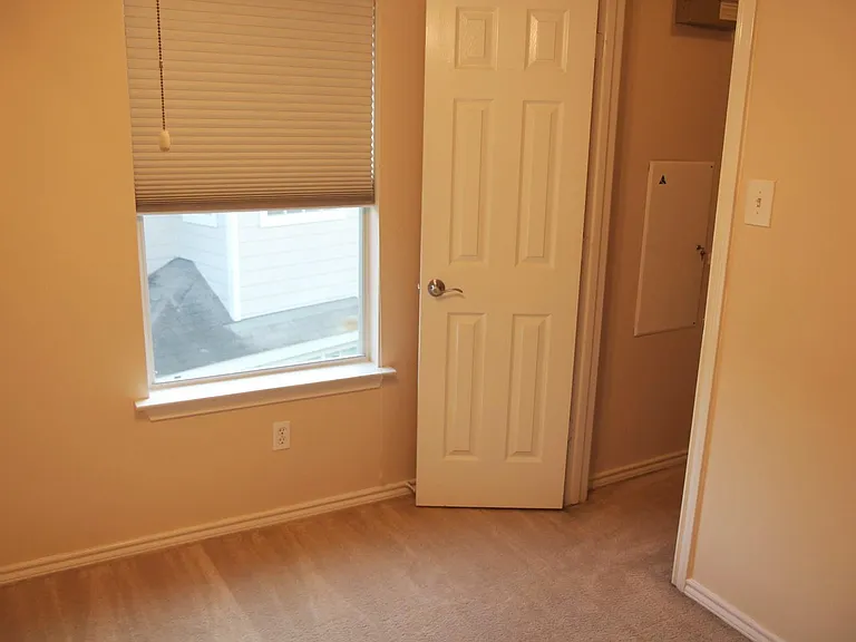 142 N Camellia Grove Cir — Photo 17
