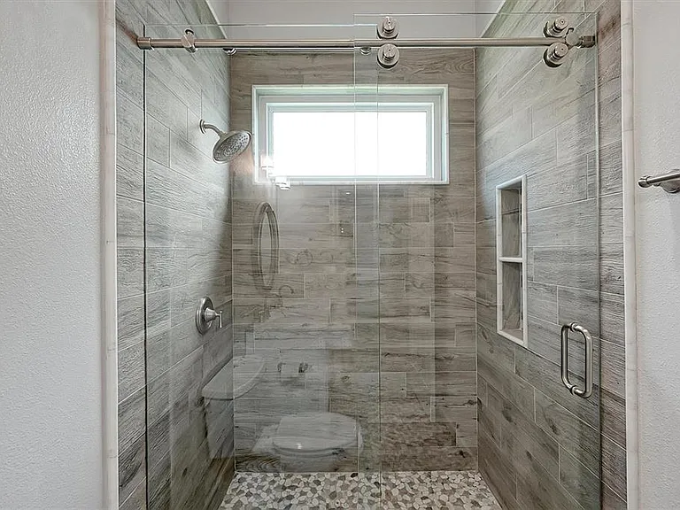 231 Lakay Pl — Photo 29