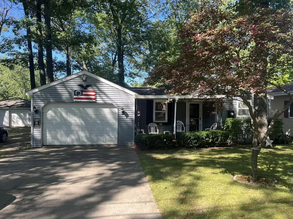 315 Edgewood Dr, Prudenville, MI 48651