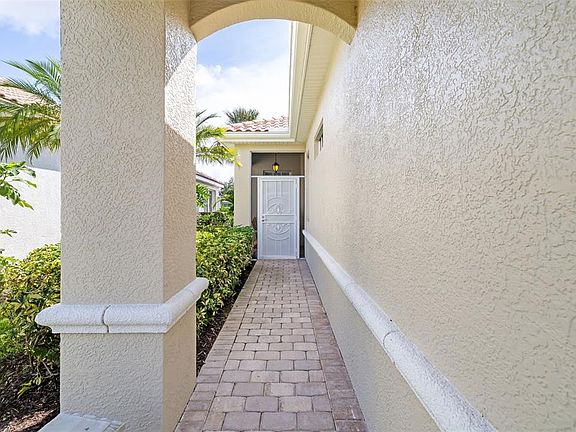 4th image of 7164 RUE DE PALISADES #5