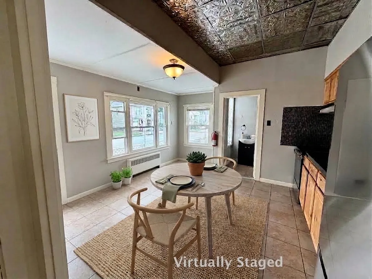 1 bed, 900 sqft, $2,000 — Photo 3