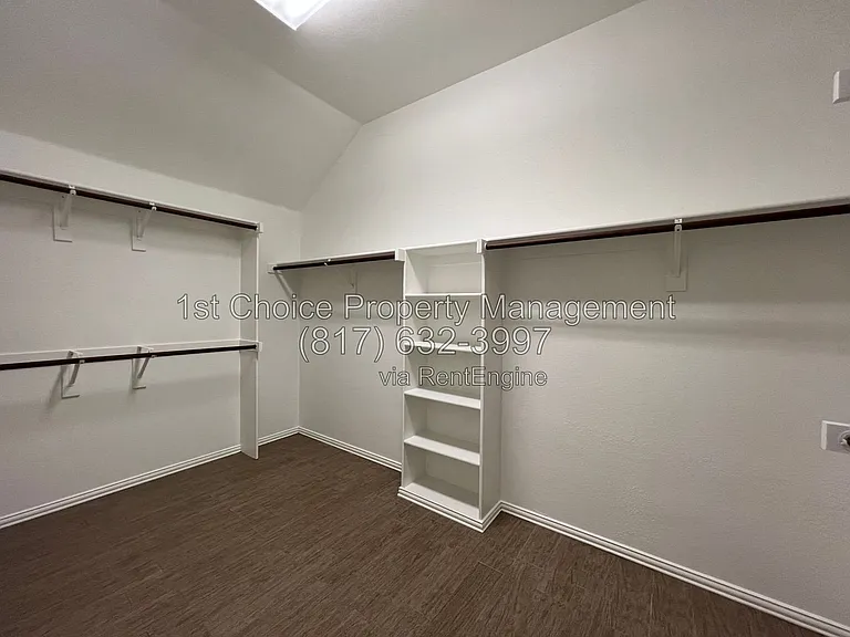 5312 Scenic Point Dr — Photo 15
