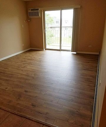 4th image of 931 Jonathon Ct #8308