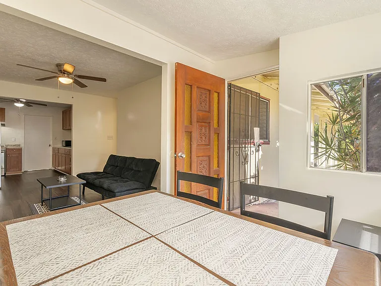 Plumeria Rd — Photo 11