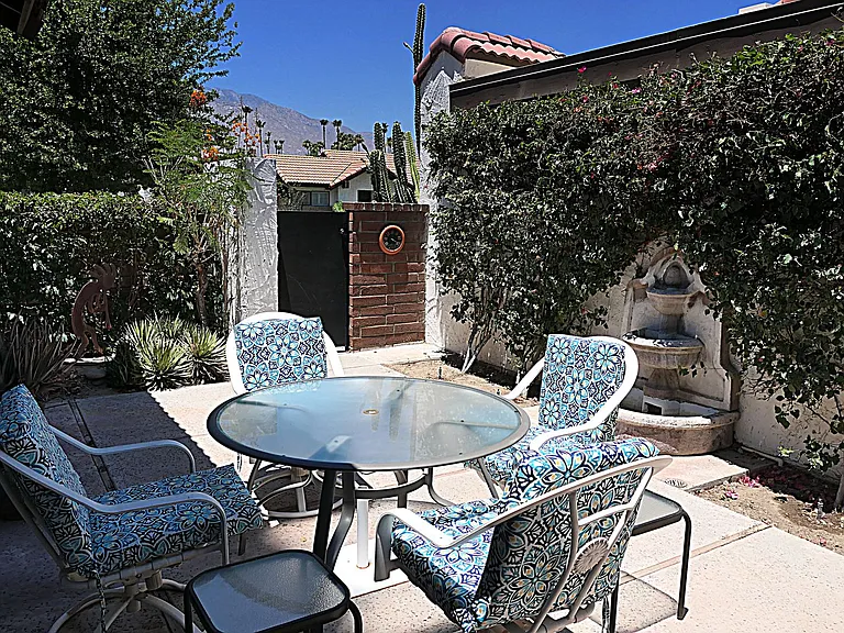 2360 Miramonte Cir W #F — Photo 11