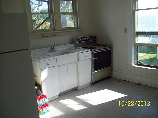 5th image of 531 S 6th St