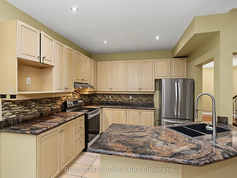 123 Shirley Dr — Photo 7